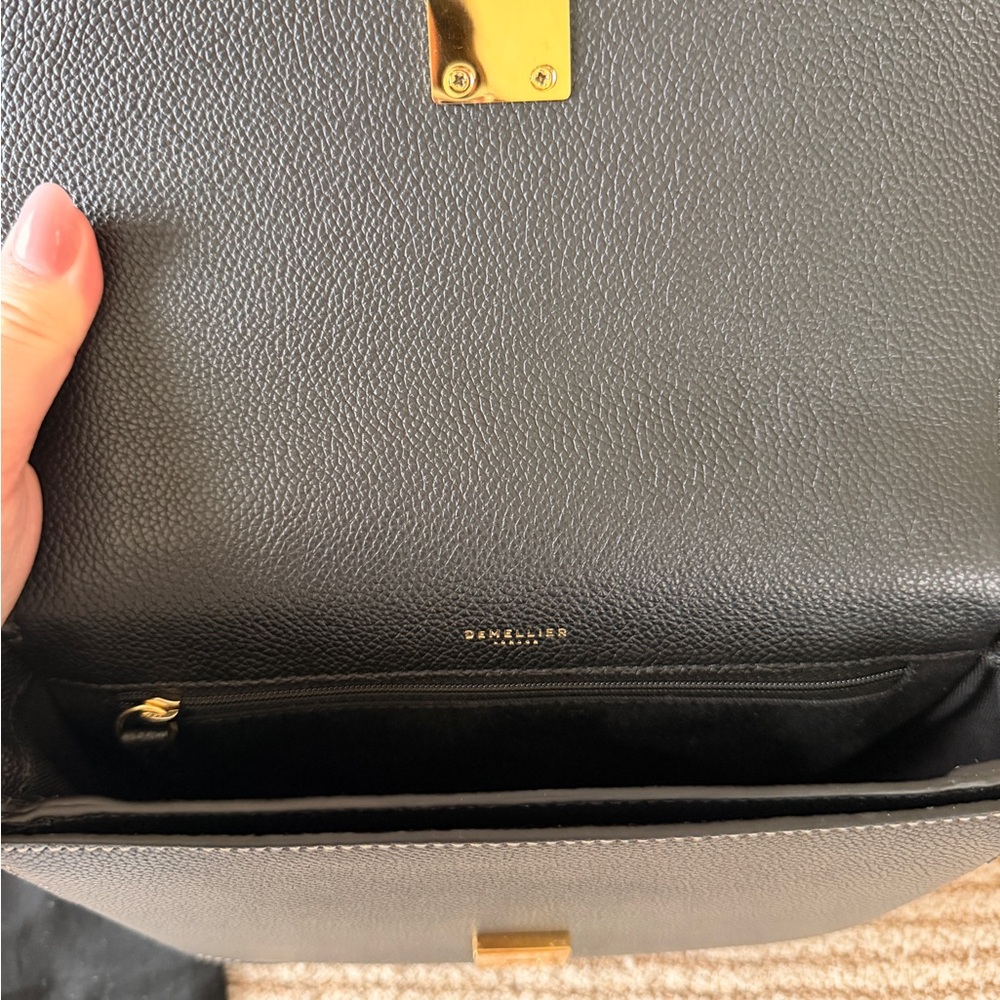 DeMellier London - The Vancouver - Black Grain Ecru Stitching - Picture 10 of 10